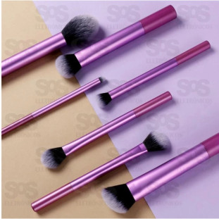 Kit 7 Pincéis de Maquiagem e Estojo B-Max F1379