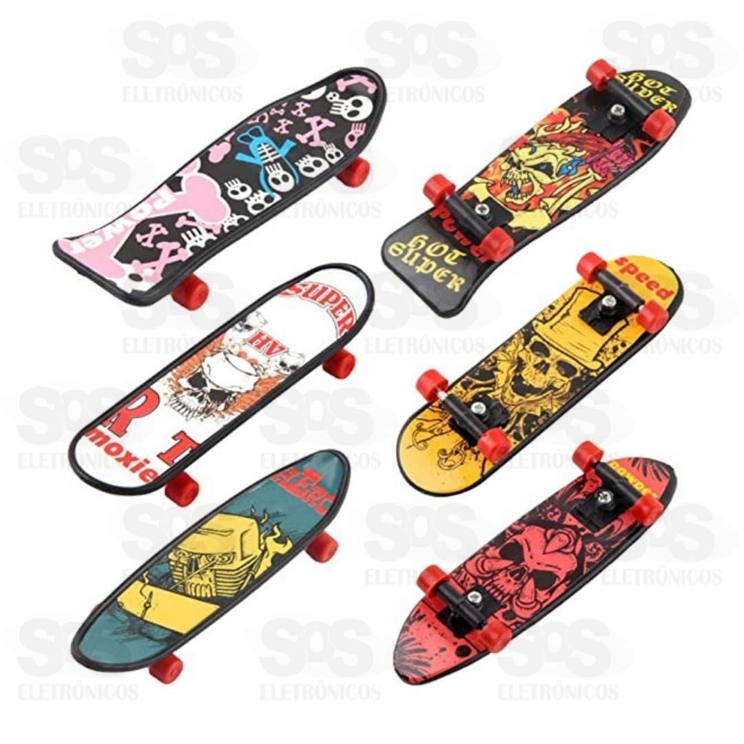 Cartela Com 2 Skatinhos De Dedo E Acessórios Skate Board
